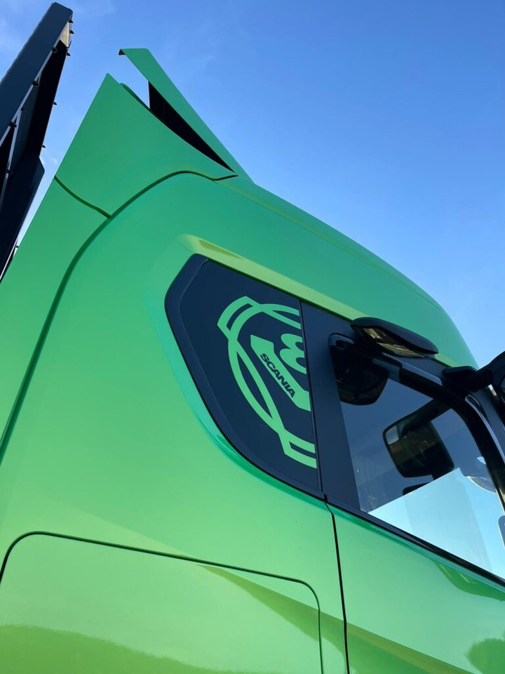 SCANIA 650 „BANDZIOR” - Lesovůz, Auto s hydraulickou rukou: obrázek 4 SCANIA 650 „BANDZIOR” - Lesovůz, Auto s hydraulickou rukou: obrázek 4