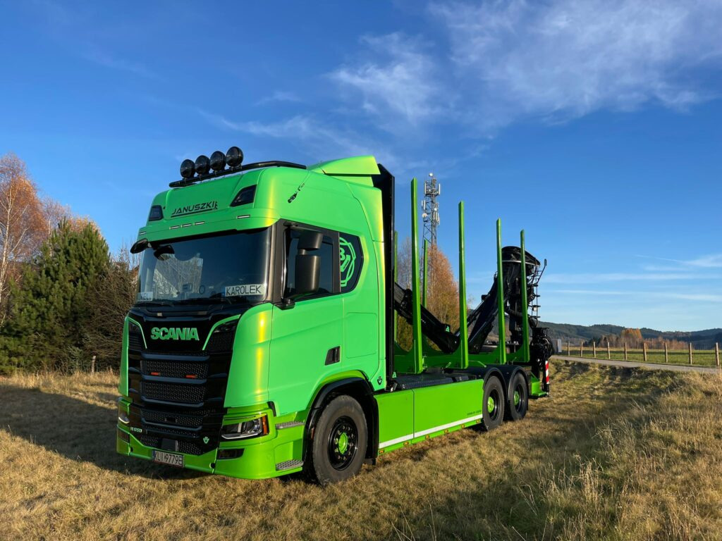 SCANIA 650 „BANDZIOR” - Lesovůz, Auto s hydraulickou rukou: obrázek 2 SCANIA 650 „BANDZIOR” - Lesovůz, Auto s hydraulickou rukou: obrázek 2