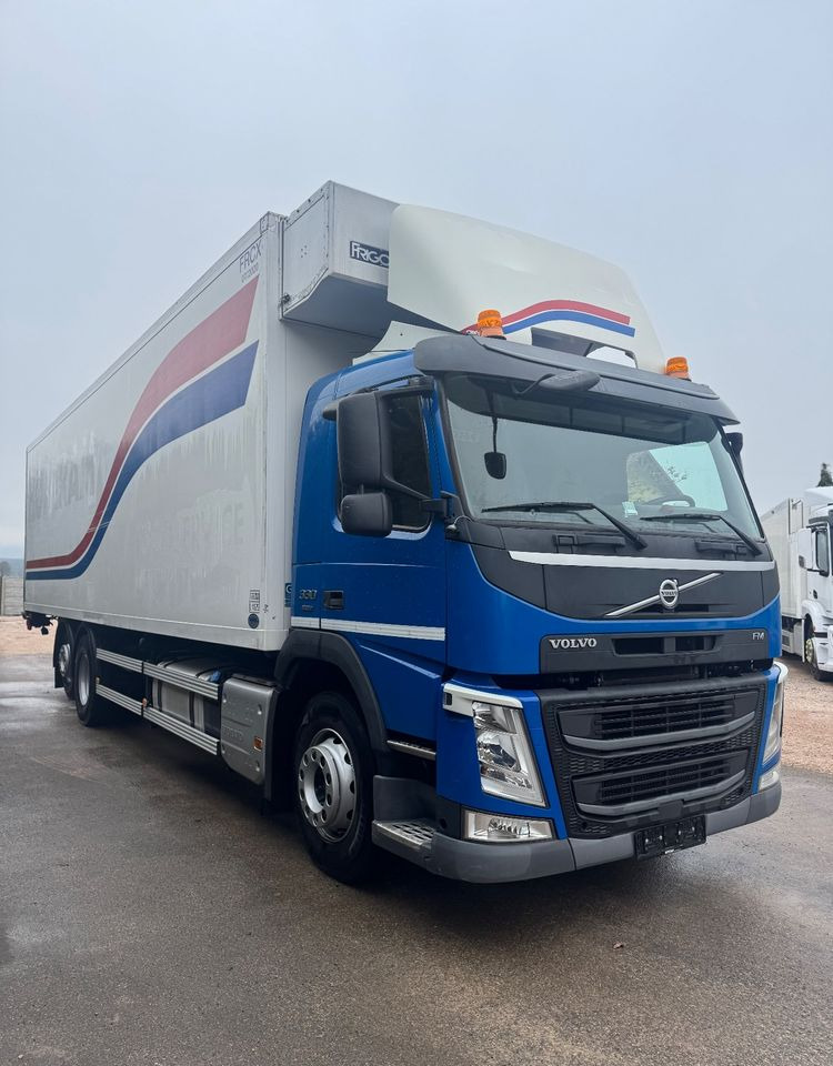 Volvo FM 330/ACC/ Euro6 /CHŁODNIA / DŁUGOŚĆ 12M /24 EURO PALET/ - Chladírenský nákladní automobil: obrázek 4 Volvo FM 330/ACC/ Euro6 /CHŁODNIA / DŁUGOŚĆ 12M /24 EURO PALET/ - Chladírenský nákladní automobil: obrázek 4