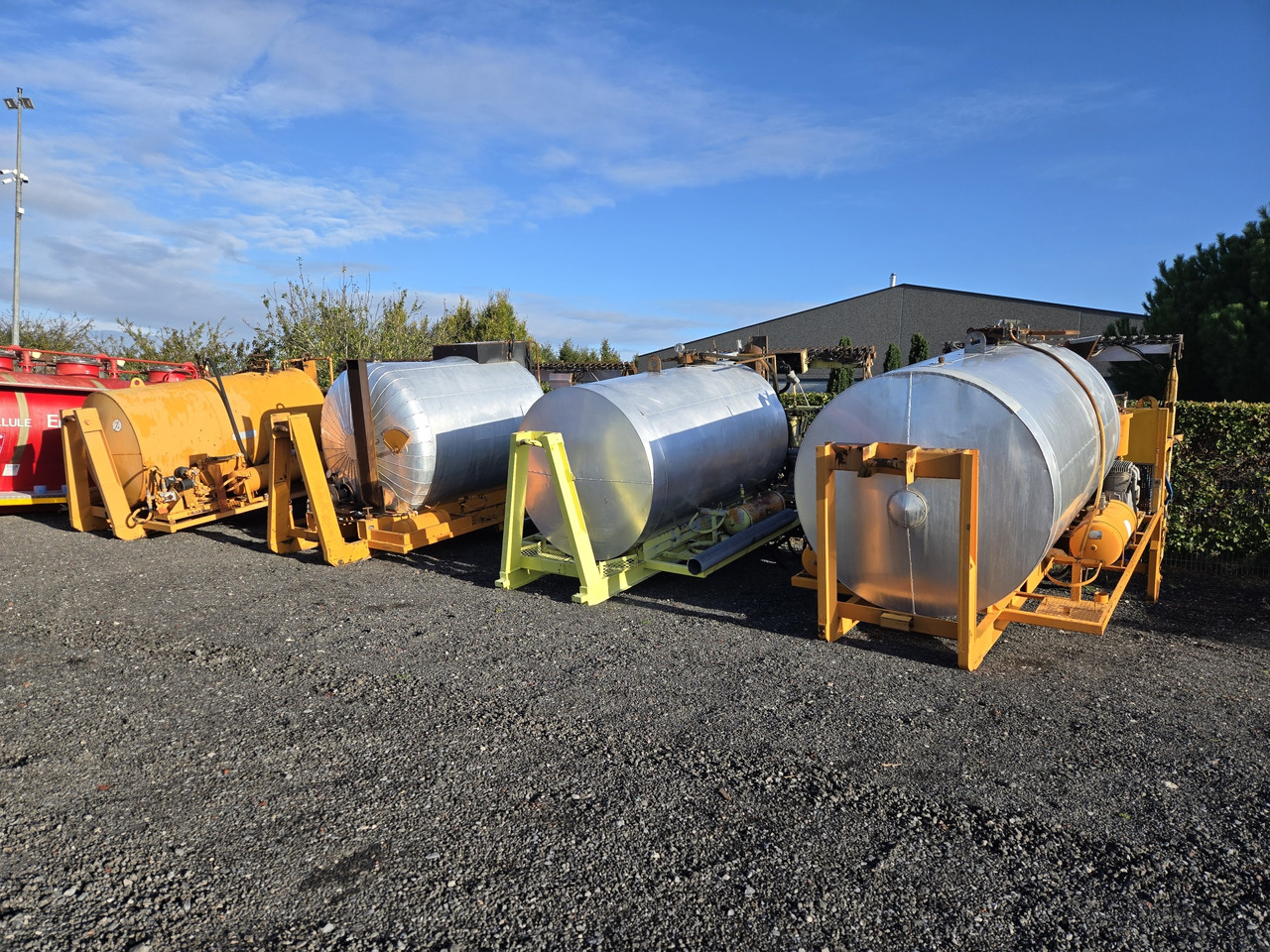 RINCHEVAL SECMAIR MAUGUIN - Rozstřikovač živic: obrázek 1 RINCHEVAL SECMAIR MAUGUIN - Rozstřikovač živic: obrázek 1
