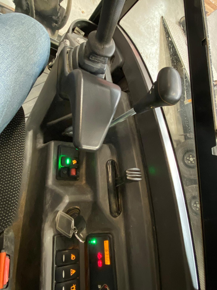 Mini rýpadlo VOLVO ECR25D: obrázek 12 Mini rýpadlo VOLVO ECR25D: obrázek 12