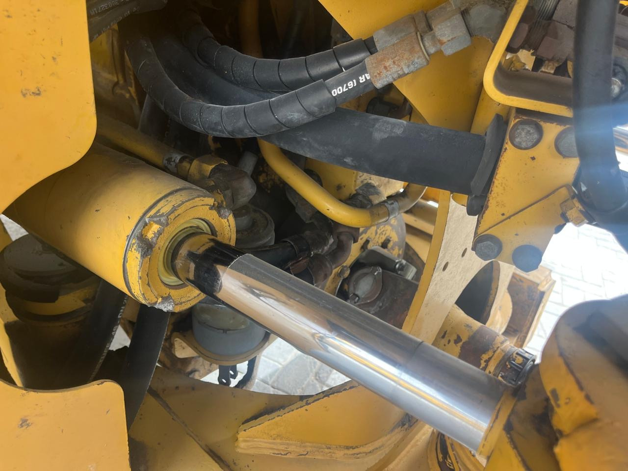 CATERPILLAR 950H - Kolový nakladač: obrázek 5 CATERPILLAR 950H - Kolový nakladač: obrázek 5