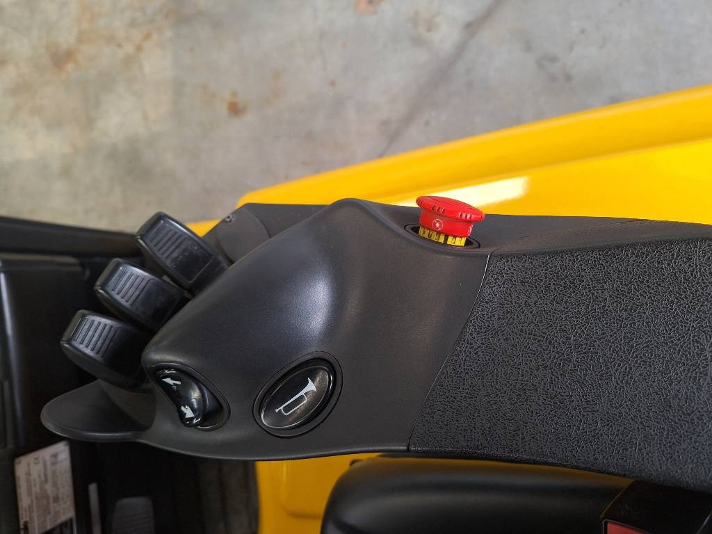 Yale ERP 16 VT - Elektrický vysokozdvižný vozík: obrázek 3 Yale ERP 16 VT - Elektrický vysokozdvižný vozík: obrázek 3