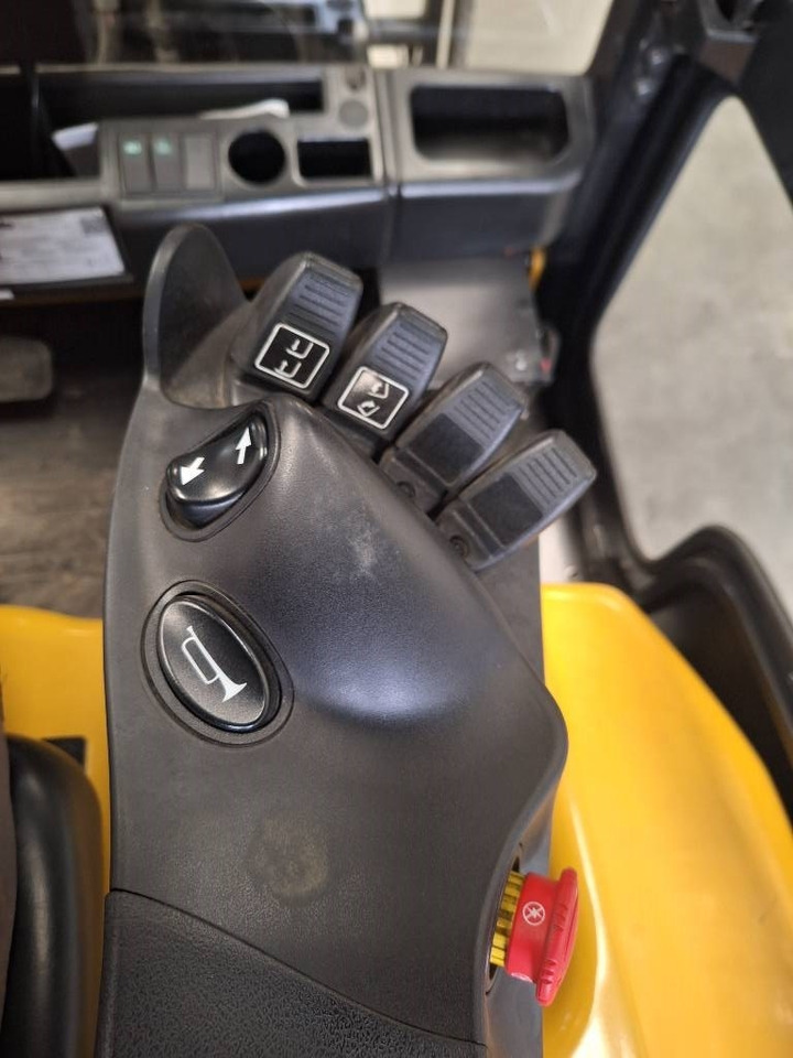 Yale ERP 50 VM - Elektrický vysokozdvižný vozík: obrázek 3 Yale ERP 50 VM - Elektrický vysokozdvižný vozík: obrázek 3