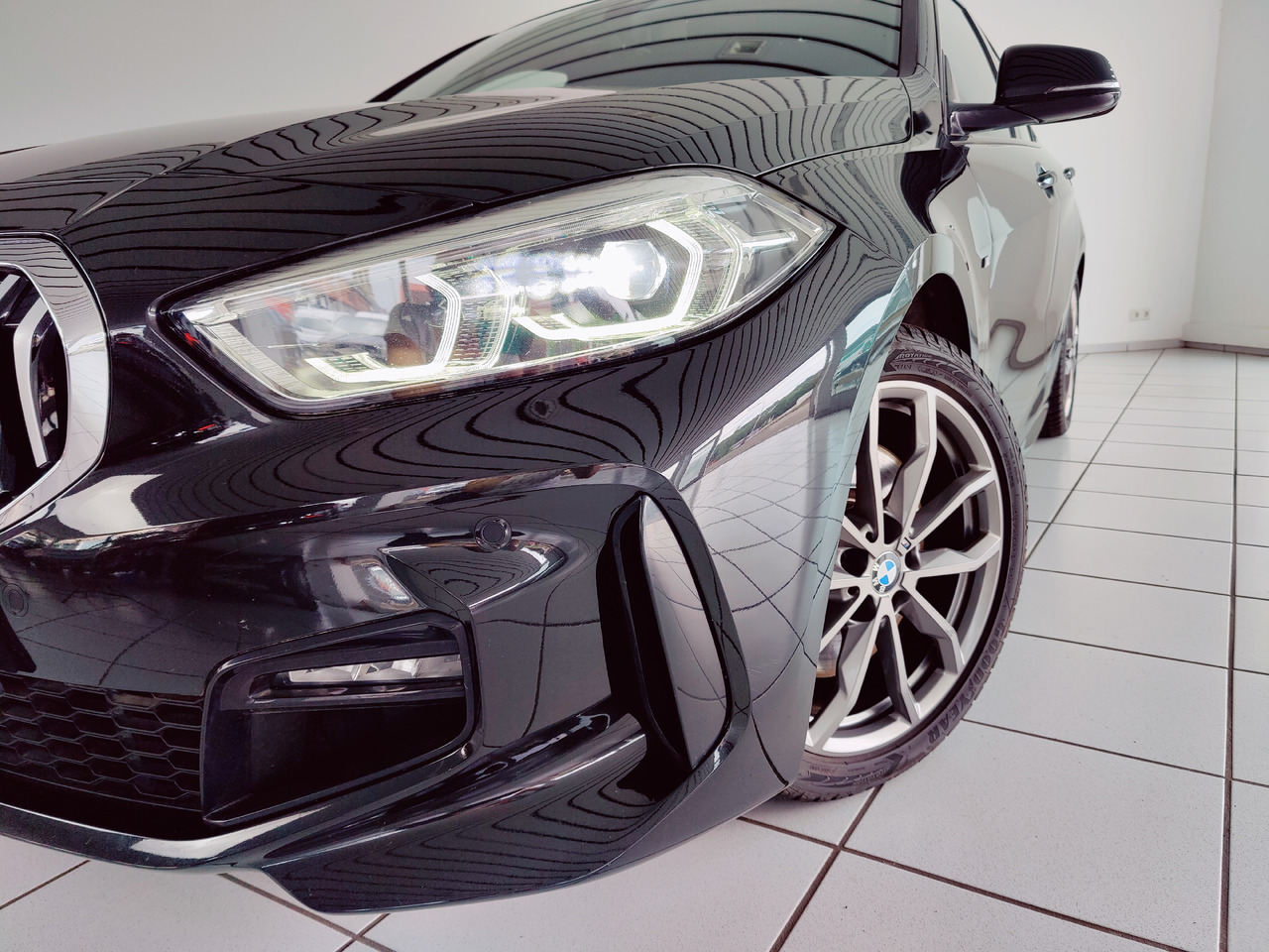 BMW 120 i M Sport RTTI LiveCockpit Head-up Navi - Sedan: obrázek 2 BMW 120 i M Sport RTTI LiveCockpit Head-up Navi - Sedan: obrázek 2