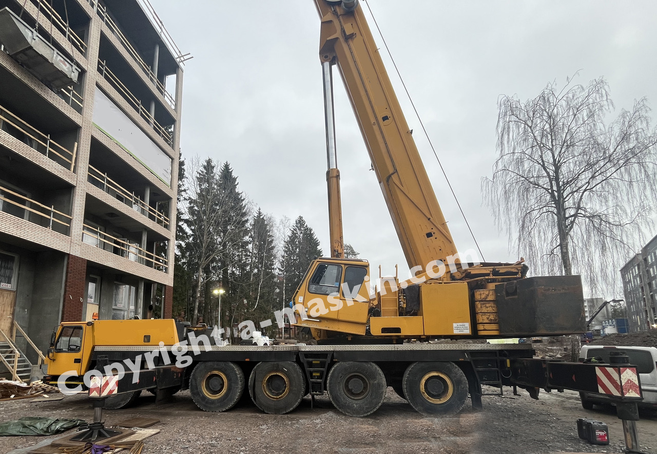 Grove GMK 5180 - Univerzální autojeřáb: obrázek 5 Grove GMK 5180 - Univerzální autojeřáb: obrázek 5