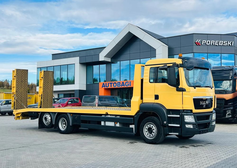 MAN TGS / 6x2/ LAWETA / PLATFORMA / NAJAZDY HYDRAULICZNE / WYCIĄGARKA / oś skrętna i podnoszona - Odtahovka: obrázek 1 MAN TGS / 6x2/ LAWETA / PLATFORMA / NAJAZDY HYDRAULICZNE / WYCIĄGARKA / oś skrętna i podnoszona - Odtahovka: obrázek 1