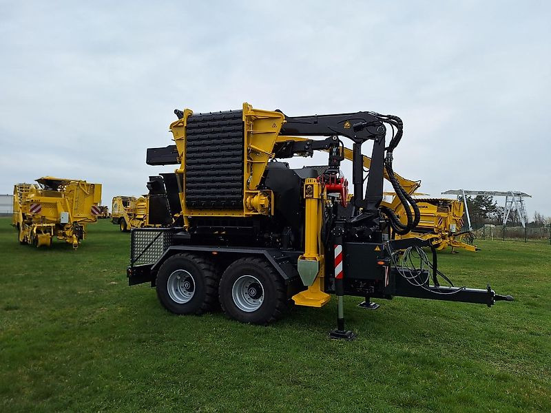 Wüst Hacker SMC 812 PTO - Štěpkovač: obrázek 1 Wüst Hacker SMC 812 PTO - Štěpkovač: obrázek 1