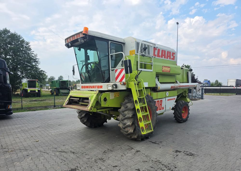 Claas Dominator 108sl - Sklízecí mlátička: obrázek 2 Claas Dominator 108sl - Sklízecí mlátička: obrázek 2