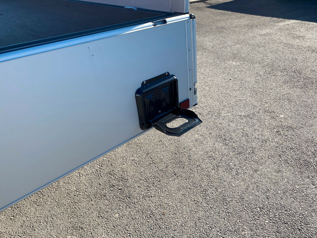 Fiat DUCATO XLWB MAXI PRITSCHE - Dodávka valník: obrázek 3 Fiat DUCATO XLWB MAXI PRITSCHE - Dodávka valník: obrázek 3