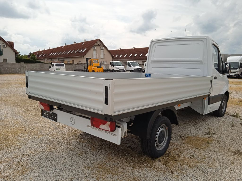 Mercedes-Benz 317 CDI RWD L2 Pritche 3665mm SOFORT Mercedes-Benz 317 CDI RWD L2 Pritche 3665mm SOFORT - Dodávka valník: obrázek 3 Mercedes-Benz 317 CDI RWD L2 Pritche 3665mm SOFORT Mercedes-Benz 317 CDI RWD L2 Pritche 3665mm SOFORT - Dodávka valník: obrázek 3