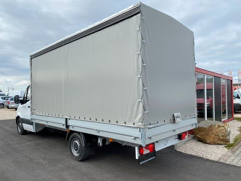 Mercedes-Benz Sprinter 317 PRITSCHE+PLANE - Plachtová dodávka: obrázek 3 Mercedes-Benz Sprinter 317 PRITSCHE+PLANE - Plachtová dodávka: obrázek 3