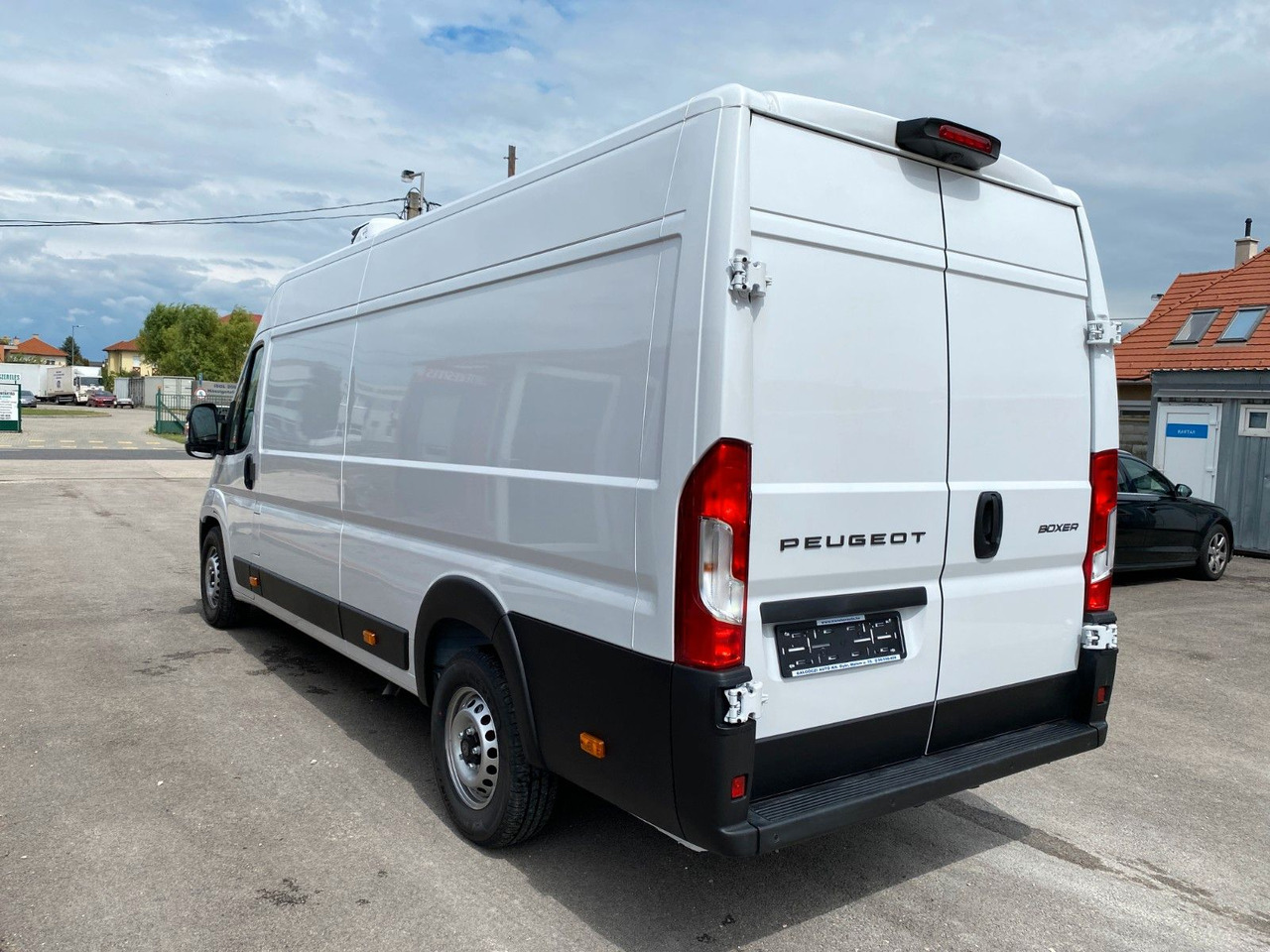 Peugeot Boxer Kasten Hochraum 435 L4H2 BlueHDi 140 Peugeot Boxer Kühlkasten 435 L4H2 BlueHDi 140 - Furgon: obrázek 4 Peugeot Boxer Kasten Hochraum 435 L4H2 BlueHDi 140 Peugeot Boxer Kühlkasten 435 L4H2 BlueHDi 140 - Furgon: obrázek 4