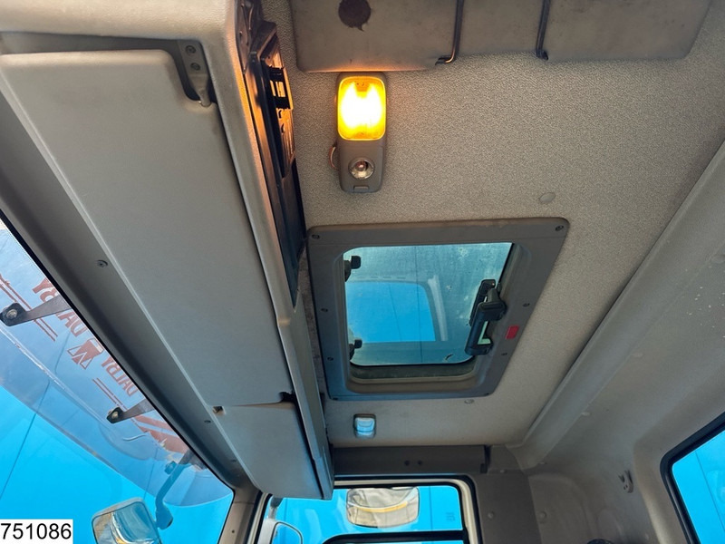 DAF CF 85 360 6x4, EURO 4, Dalby, Leaf suspension leasing DAF CF 85 360 6x4, EURO 4, Dalby, Leaf suspension: obrázek 9 DAF CF 85 360 6x4, EURO 4, Dalby, Leaf suspension leasing DAF CF 85 360 6x4, EURO 4, Dalby, Leaf suspension: obrázek 9