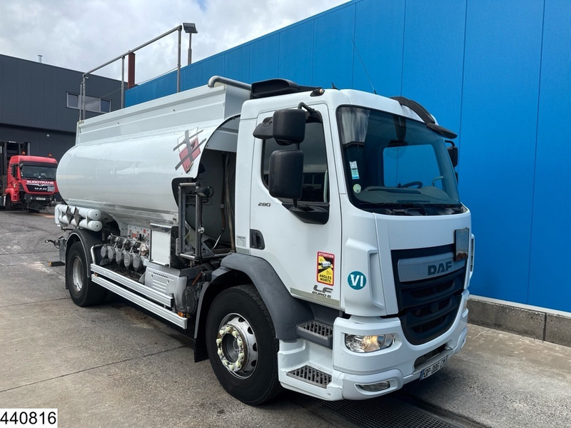 DAF LF 280 EURO 6, Manual, 13,390 litres, 5 Comp. - Cisternové vozidlo: obrázek 3 DAF LF 280 EURO 6, Manual, 13,390 litres, 5 Comp. - Cisternové vozidlo: obrázek 3