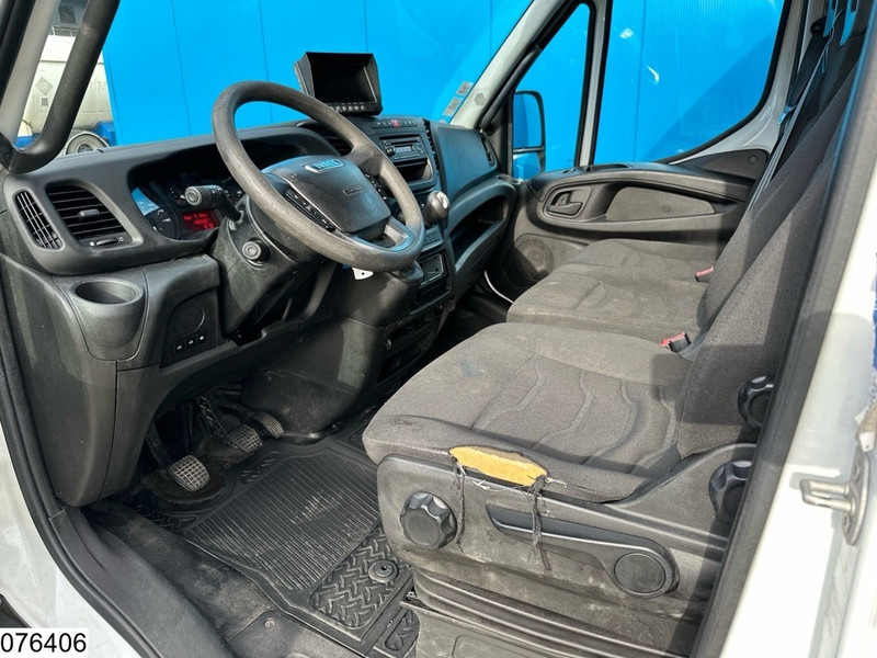 Iveco Daily 70C14 CNG EURO 6, Dhollandia, CNG - Skříňový nákladní auto: obrázek 5 Iveco Daily 70C14 CNG EURO 6, Dhollandia, CNG - Skříňový nákladní auto: obrázek 5