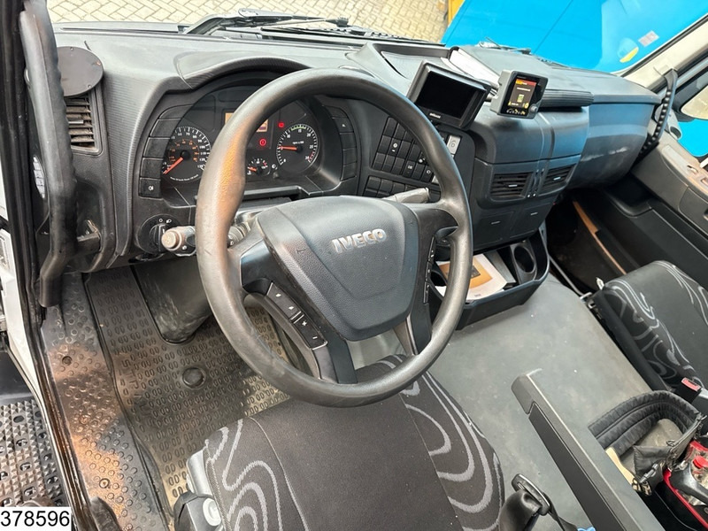Iveco Trakker 360 6X4, EURO 6, Palfinger, Remote, Steel suspension - Nákladní automobil valníkový/ Plošinový, Auto s hydraulickou rukou: obrázek 5 Iveco Trakker 360 6X4, EURO 6, Palfinger, Remote, Steel suspension - Nákladní automobil valníkový/ Plošinový, Auto s hydraulickou rukou: obrázek 5