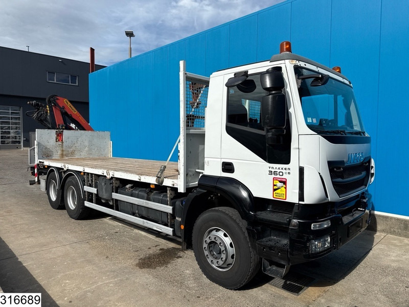 Iveco Trakker 360 6x4, EURO 6, Palfinger, Remote - Nákladní automobil valníkový/ Plošinový, Auto s hydraulickou rukou: obrázek 5 Iveco Trakker 360 6x4, EURO 6, Palfinger, Remote - Nákladní automobil valníkový/ Plošinový, Auto s hydraulickou rukou: obrázek 5