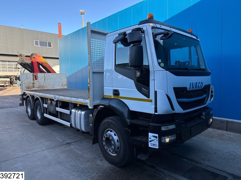 Iveco Trakker 360 6x4, EURO 6, Palfinger, Remote - Nákladní automobil valníkový/ Plošinový, Auto s hydraulickou rukou: obrázek 4 Iveco Trakker 360 6x4, EURO 6, Palfinger, Remote - Nákladní automobil valníkový/ Plošinový, Auto s hydraulickou rukou: obrázek 4