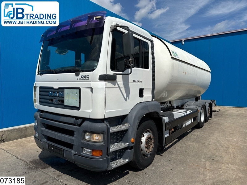 MAN TGA 26 310 6X2, 22070 Liter, PTO - Cisternové vozidlo: obrázek 1 MAN TGA 26 310 6X2, 22070 Liter, PTO - Cisternové vozidlo: obrázek 1
