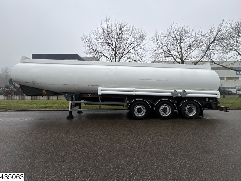 MERCERON Fuel 38.000 Liter, 7 Compartments - Cisternový návěs: obrázek 2 MERCERON Fuel 38.000 Liter, 7 Compartments - Cisternový návěs: obrázek 2