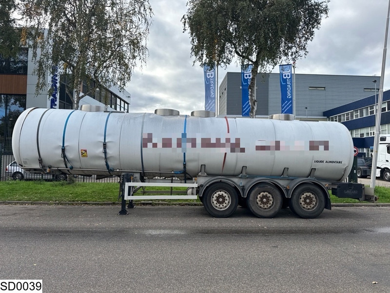 Magyar Chemie 32000 Liter - Cisternový návěs: obrázek 2 Magyar Chemie 32000 Liter - Cisternový návěs: obrázek 2