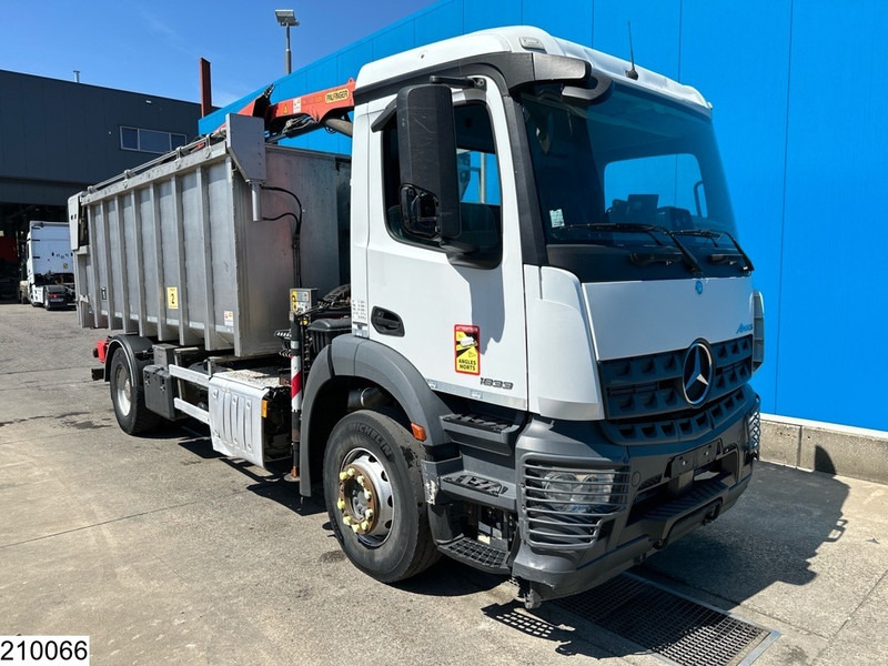 Mercedes-Benz Arocs 1833 EURO 6, Kipper, Palfinger - Sklápěč, Auto s hydraulickou rukou: obrázek 3 Mercedes-Benz Arocs 1833 EURO 6, Kipper, Palfinger - Sklápěč, Auto s hydraulickou rukou: obrázek 3