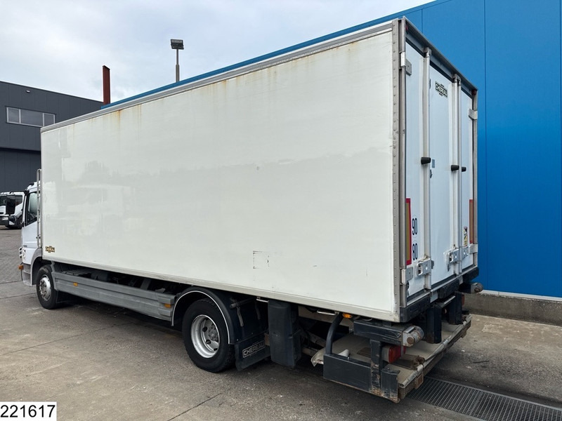 Mercedes-Benz Atego 1322 EURO5, Manual, Dhollandia, Chereau - Chladírenský nákladní automobil: obrázek 4 Mercedes-Benz Atego 1322 EURO5, Manual, Dhollandia, Chereau - Chladírenský nákladní automobil: obrázek 4