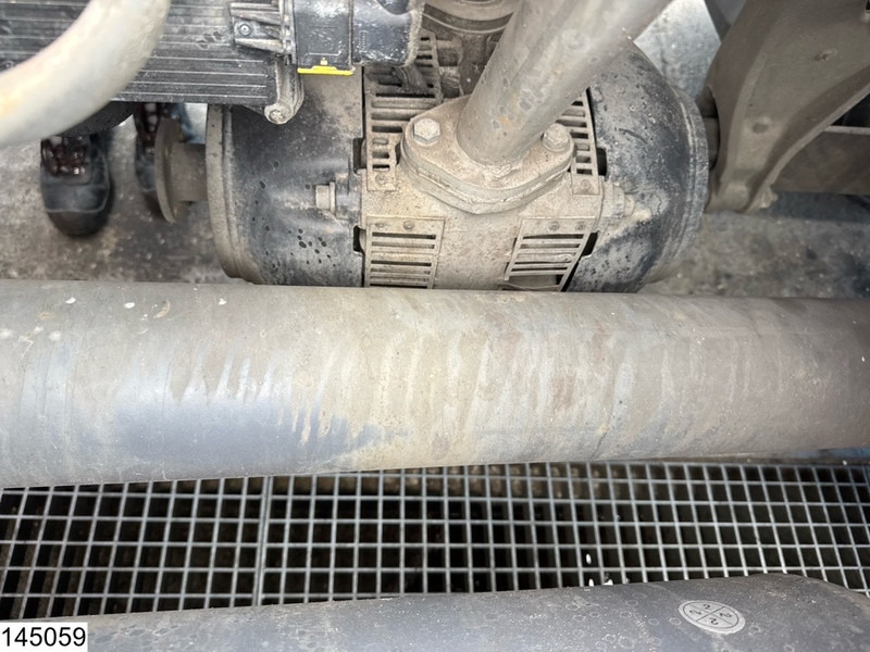 DAF XF 460 EURO 6, ADR, PTO, Compressor - Tahač: obrázek 4 DAF XF 460 EURO 6, ADR, PTO, Compressor - Tahač: obrázek 4