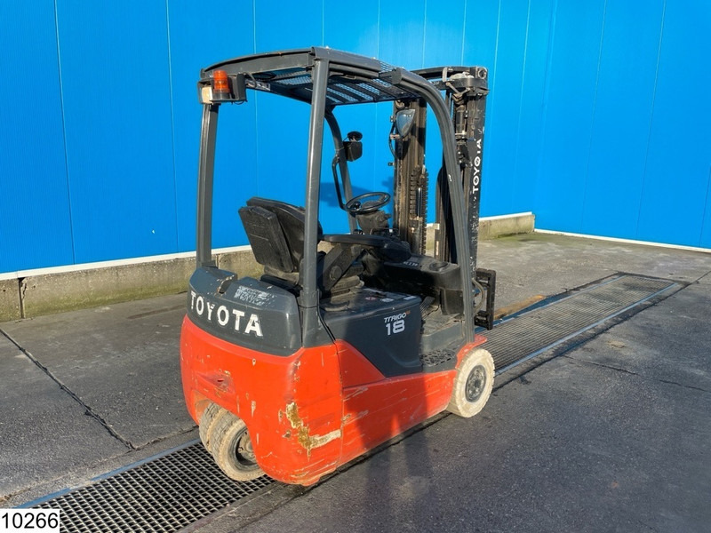 Toyota 8FBEKT18 1800KG, H 4.7M, 7764h, charger - Elektrický vysokozdvižný vozík: obrázek 2 Toyota 8FBEKT18 1800KG, H 4.7M, 7764h, charger - Elektrický vysokozdvižný vozík: obrázek 2
