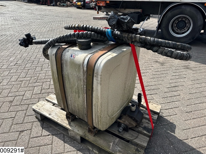 Universeel Pump, tank and hydraulic hoses - Hydraulická nádrž pro Nákladní auto: obrázek 3 Universeel Pump, tank and hydraulic hoses - Hydraulická nádrž pro Nákladní auto: obrázek 3
