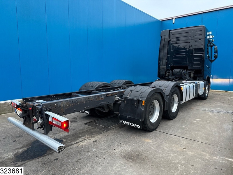Volvo FH16 750 6X4, EURO 6, Retarder, PTO - Podvozek s kabinou: obrázek 3 Volvo FH16 750 6X4, EURO 6, Retarder, PTO - Podvozek s kabinou: obrázek 3