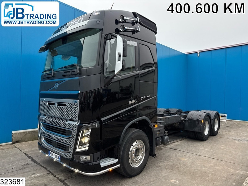 Volvo FH16 750 6X4, EURO 6D, Retarder, PTO - Podvozek s kabinou: obrázek 1 Volvo FH16 750 6X4, EURO 6D, Retarder, PTO - Podvozek s kabinou: obrázek 1