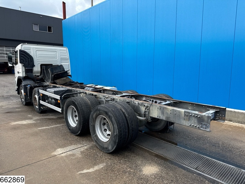 Volvo FM 410 8x4, EURO 5, PTO - Podvozek s kabinou: obrázek 4 Volvo FM 410 8x4, EURO 5, PTO - Podvozek s kabinou: obrázek 4