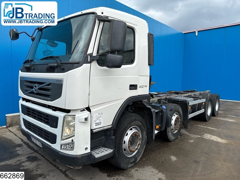 Volvo FM 410 8x4, EURO 5, PTO - Podvozek s kabinou: obrázek 1 Volvo FM 410 8x4, EURO 5, PTO - Podvozek s kabinou: obrázek 1