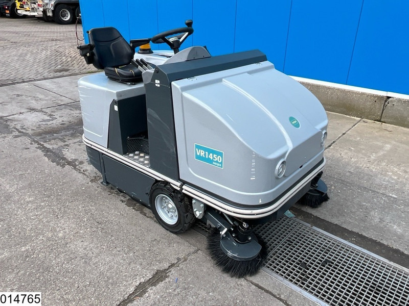 Meijer VR1450 20 HP, 265 Hours - Zametací vůz: obrázek 2 Meijer VR1450 20 HP, 265 Hours - Zametací vůz: obrázek 2
