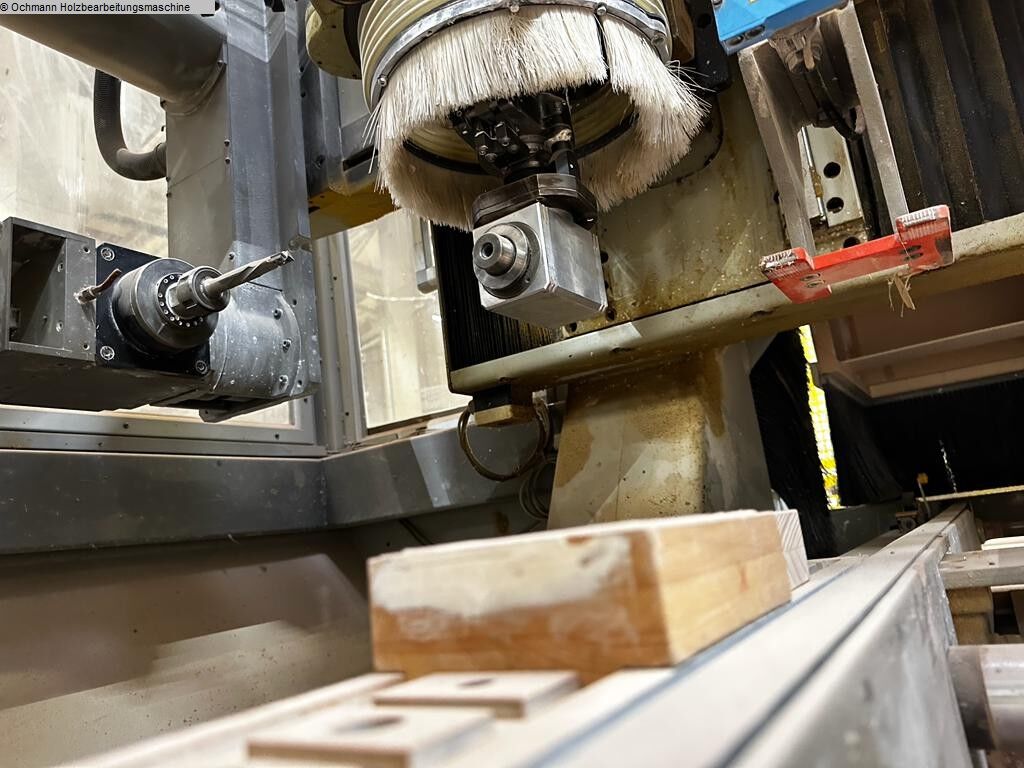 SCM Routech R 3000 - CNC obráběcí centrum na dřevo: obrázek 4 SCM Routech R 3000 - CNC obráběcí centrum na dřevo: obrázek 4