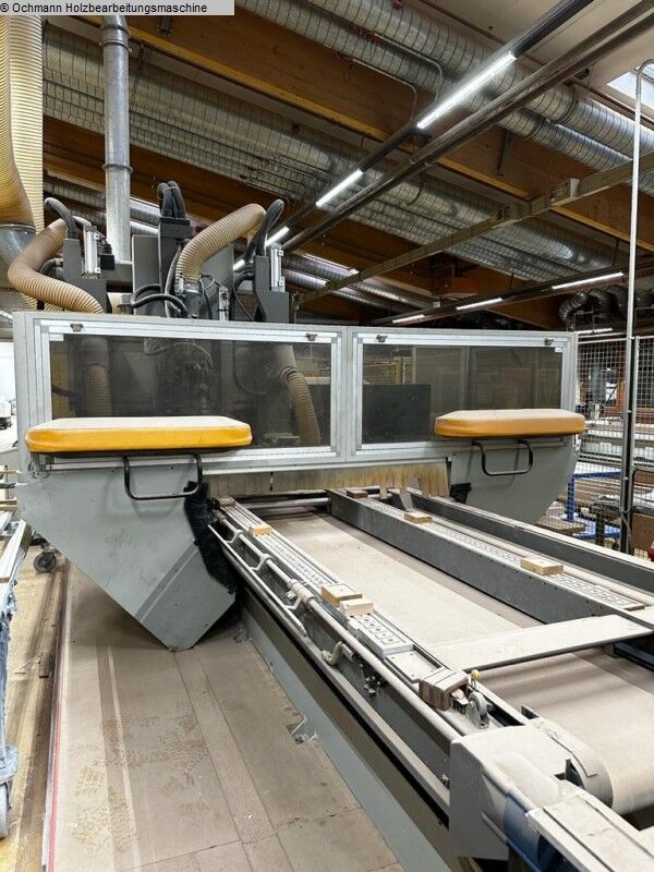 SCM Routech R 3000 - CNC obráběcí centrum na dřevo: obrázek 5 SCM Routech R 3000 - CNC obráběcí centrum na dřevo: obrázek 5