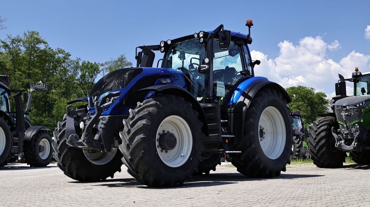 Valtra T175e Direct - Traktor: obrázek 1 Valtra T175e Direct - Traktor: obrázek 1