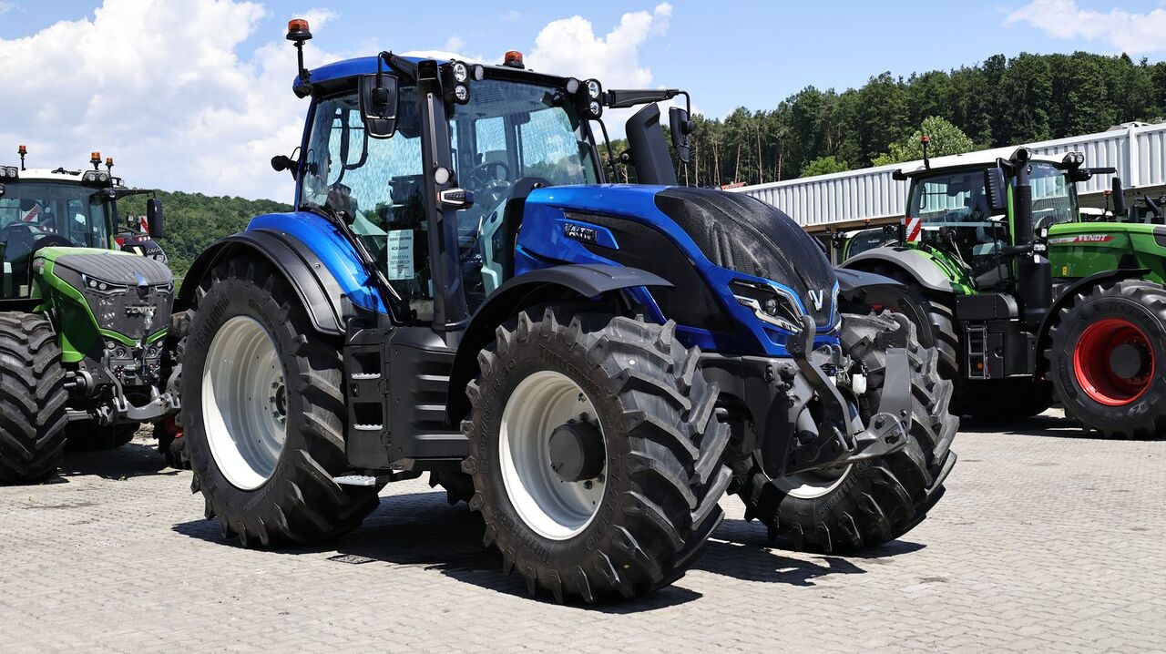 Valtra T175e Direct - Traktor: obrázek 3 Valtra T175e Direct - Traktor: obrázek 3