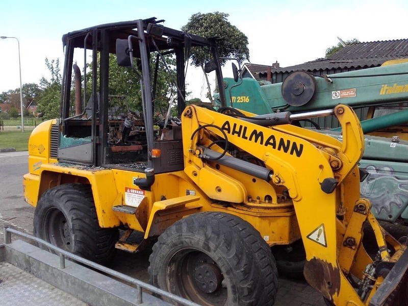 Ahlmann AZ 85 (For parts) - Kolový nakladač: obrázek 1 Ahlmann AZ 85 (For parts) - Kolový nakladač: obrázek 1