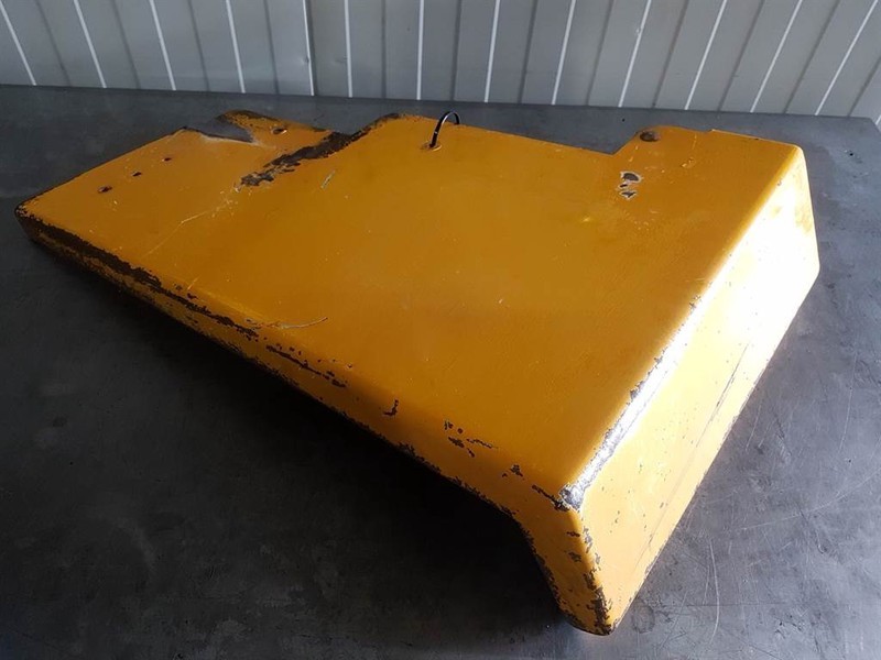 Ahlmann AZ14-1108582A-R/V-Mud guard/Kotfluegel/Spatbord - Křídlo pro Stavební technika: obrázek 2 Ahlmann AZ14-1108582A-R/V-Mud guard/Kotfluegel/Spatbord - Křídlo pro Stavební technika: obrázek 2