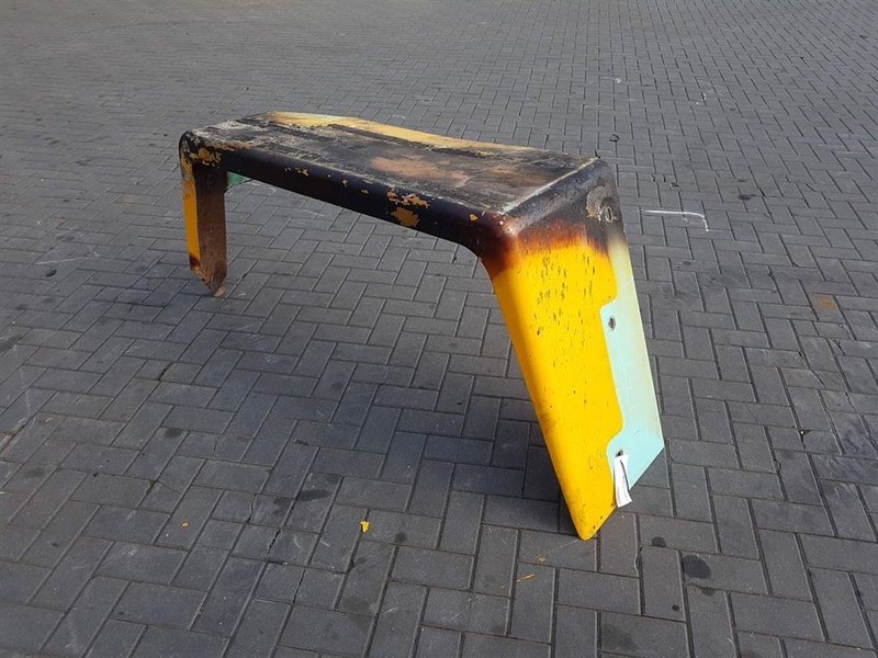 Ahlmann AZ150-4181501A-Mud guard/Kotfluegel/Spatbord - Křídlo pro Stavební technika: obrázek 1 Ahlmann AZ150-4181501A-Mud guard/Kotfluegel/Spatbord - Křídlo pro Stavební technika: obrázek 1
