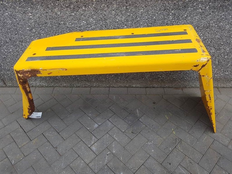 Ahlmann AZ150-4181501A-R/A-Mud guard/Kotfluegel/Spatbord - Křídlo pro Stavební technika: obrázek 1 Ahlmann AZ150-4181501A-R/A-Mud guard/Kotfluegel/Spatbord - Křídlo pro Stavební technika: obrázek 1
