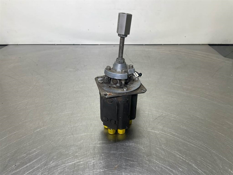 Ahlmann AZ6-4198091A-HRK-20-Servo valve/Servoventil - Hydraulika pro Stavební technika: obrázek 1 Ahlmann AZ6-4198091A-HRK-20-Servo valve/Servoventil - Hydraulika pro Stavební technika: obrázek 1