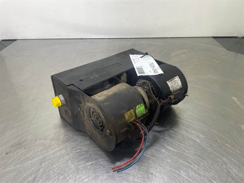 Ahlmann AZ6-Aurora Teddy Einbau 12V-Blower/Heater - Kabina a interiér pro Stavební technika: obrázek 4 Ahlmann AZ6-Aurora Teddy Einbau 12V-Blower/Heater - Kabina a interiér pro Stavební technika: obrázek 4