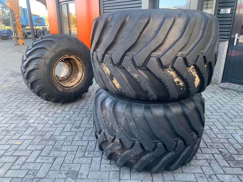 Alliance 48x31.00-20 NHS - Flotation 331 - Tire/Reifen/Band - Pneumatiky a ráfky pro Stavební technika: obrázek 1 Alliance 48x31.00-20 NHS - Flotation 331 - Tire/Reifen/Band - Pneumatiky a ráfky pro Stavební technika: obrázek 1