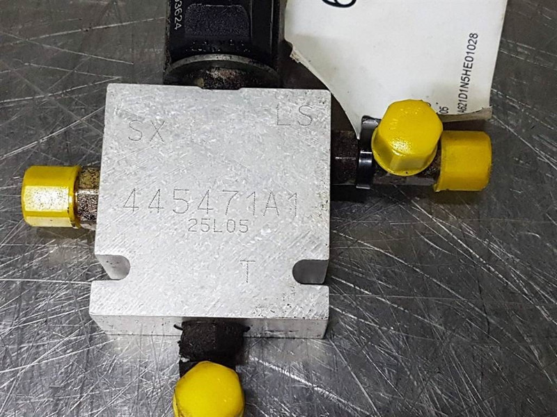 Case 621D-CNH 445471A1-Valve/Ventile/Ventiel - Hydraulika pro Stavební technika: obrázek 3 Case 621D-CNH 445471A1-Valve/Ventile/Ventiel - Hydraulika pro Stavební technika: obrázek 3