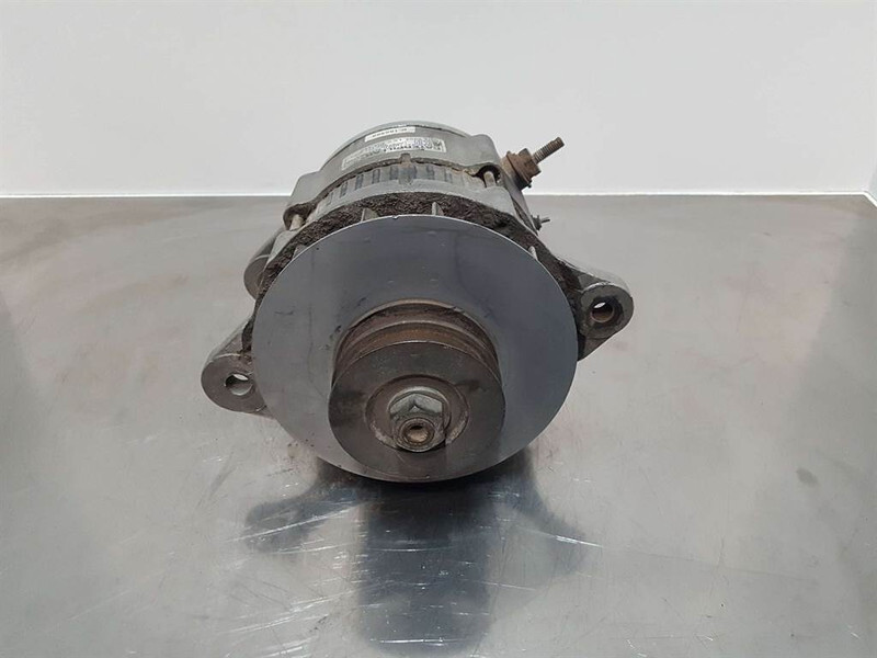 Cat 177-9953-24V 80A-Alternator/Lichtmaschine/Dynamo - Motor pro Stavební technika: obrázek 2 Cat 177-9953-24V 80A-Alternator/Lichtmaschine/Dynamo - Motor pro Stavební technika: obrázek 2