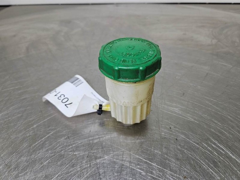 Cat 907M - Brake pedal reservoir - Kabina a interiér pro Stavební technika: obrázek 2 Cat 907M - Brake pedal reservoir - Kabina a interiér pro Stavební technika: obrázek 2